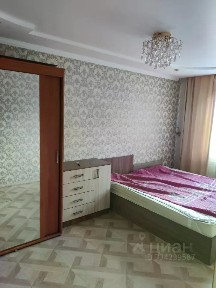 Свердловская область, Екатеринбург, р-н Железнодорожный, мкр. Новая Сортировка, ул. Пехотинцев, 13