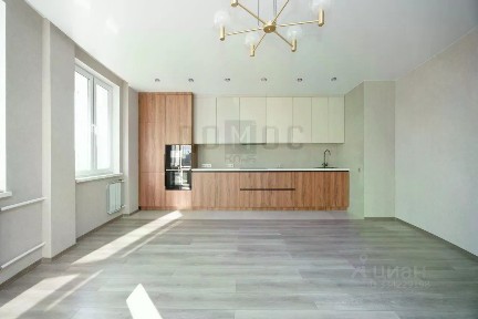 Продается 1-комн. квартира, 63,8 м²