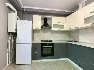 Продается 1-комн. квартира, 42 м²