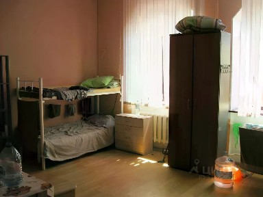 Сдается 2-этажный дом, 420 м²
