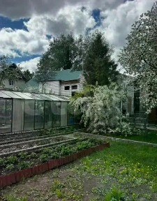 Продается 4-этажный дом, 277,9 м²