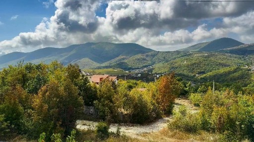 Продается 2-этажный дом, 242 м²