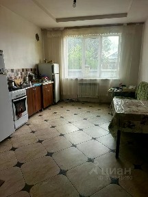 Сдается 1-этажный дом, 130 м²