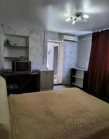 Сдается 1/2 часть 1-этажного дома, 60 м²