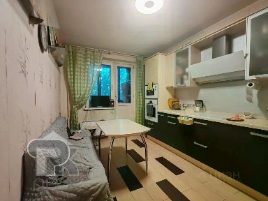 Продается 2-комн. квартира, 60 м²