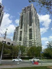 Продается 3-комн. квартира, 143 м²