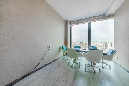 Продаются 2-комн. апартаменты, 62 м²