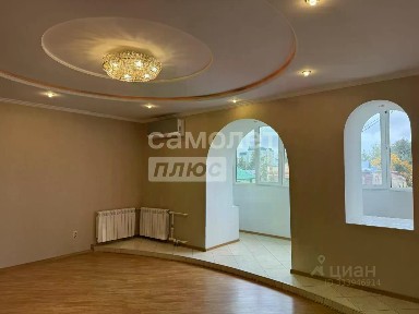 Продается 4-комн. квартира, 132,3 м²