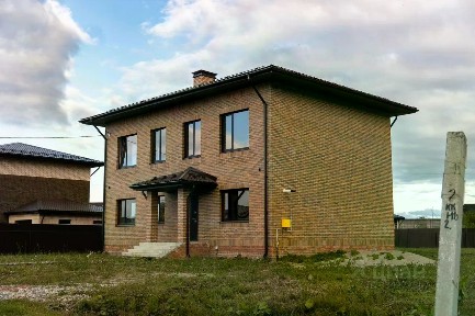 Продается 2-этажный дом, 181 м²