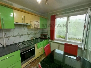 Продается 3-комн. квартира, 57,9 м²