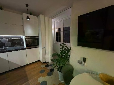 Продается 2-комн. квартира, 93 м²