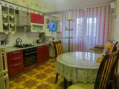 Продается 3-комн. квартира, 98 м²