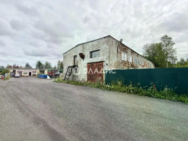 Продается здание, 825 м²