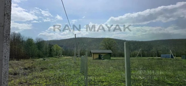 Адыгея респ., Майкопский район, Даховское с/пос, Усть-Сахрай поселок, ул. Советская, 6