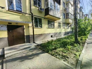 Ростовская область, Ростов-на-Дону, р-н Советский, мкр. Западный, ул. Прогрессивная, 1