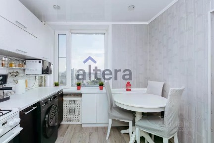 Продается 2-комн. квартира, 57 м²