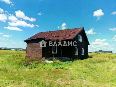 Продается 2-этажный дом, 140 м²