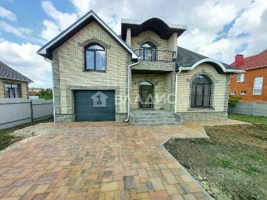 Продается 2-этажный дом, 274,7 м²