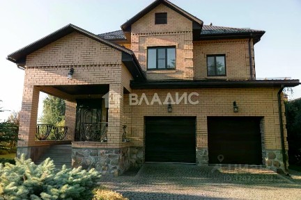 Продается 2-этажный дом, 311,9 м²