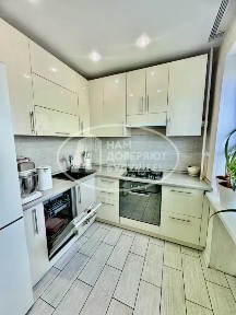 Продается 4-комн. квартира, 62,1 м²