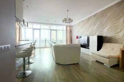 Сдается 3-комн. квартира, 106 м²