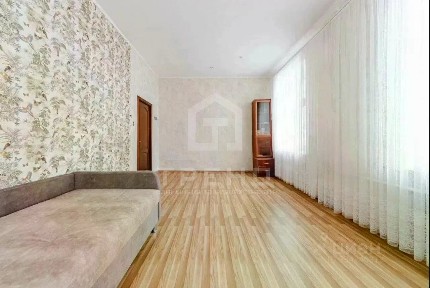 Продается 4-комн. квартира, 93,3 м²