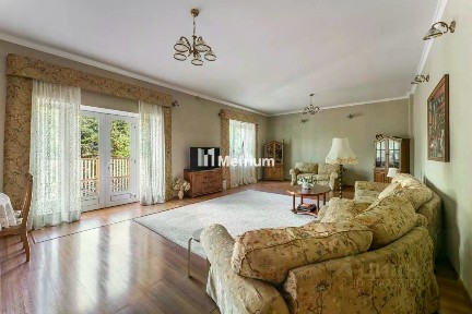 Продается 2-этажный коттедж, 533,5 м²
