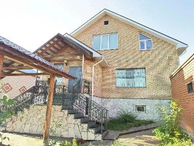 Продается 2-этажный дом, 156,6 м²