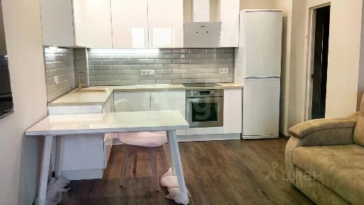 Продается 4-комн. квартира, 92,3 м²