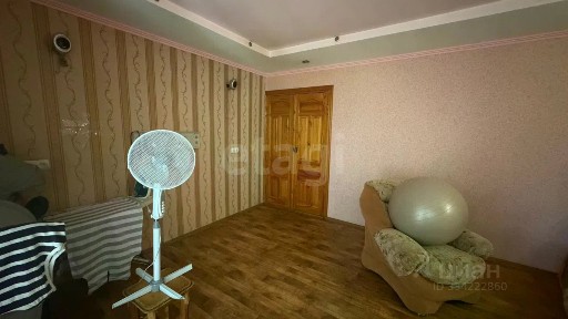 Продается 5-комн. квартира, 82,1 м²