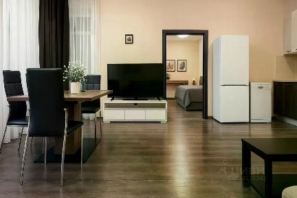 Сдаются 3-комн. апартаменты, 125 м²