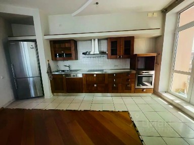 Продается многокомнатная квартира, 318 м²