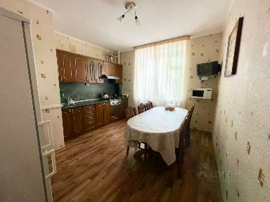 Сдается 2-комн. квартира, 74 м²