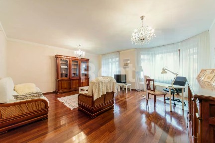 Сдается 3-комн. квартира, 106 м²