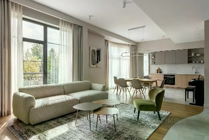 Сдается 4-комн. квартира, 171 м²