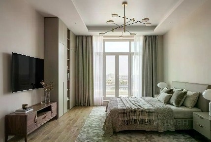 Сдается 4-комн. квартира, 181,2 м²
