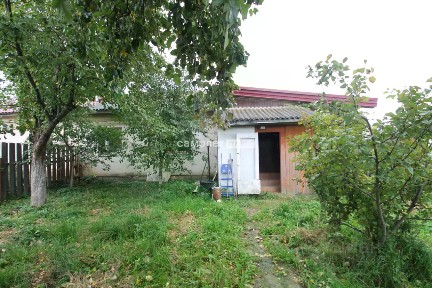 Продается 1/2 часть дома, 100 м²