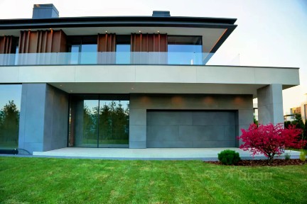 Продается 2-этажный коттедж, 478 м²