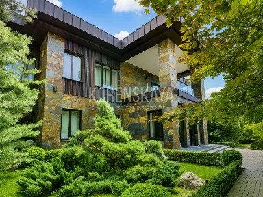 Продается 2-этажный коттедж, 1 176,9 м²