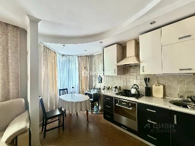 Продается 3-комн. квартира, 62 м²