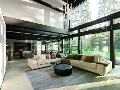 Продается 3-этажный дом, 1 415 м²