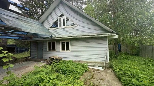 Продается 2-этажный дом, 299,7 м²