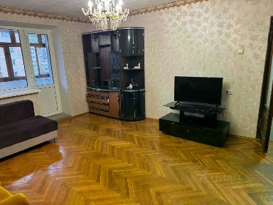 Сдается 2-комн. квартира, 77 м²