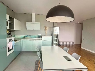 Продается 2-комн. квартира, 95,7 м²