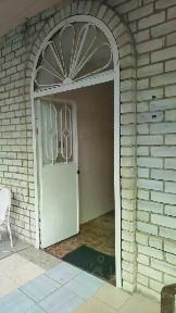 Продается 25% часть 3-этажного дома, 70 м²