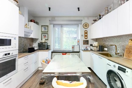 Продается 2-комн. квартира, 70,7 м²