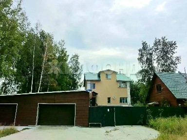 Продается 3-этажный коттедж, 255,7 м²