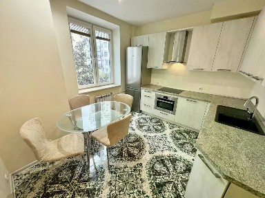 Сдается 3-комн. квартира, 77 м²