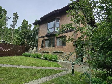 Продается 2-этажный дом, 147 м²