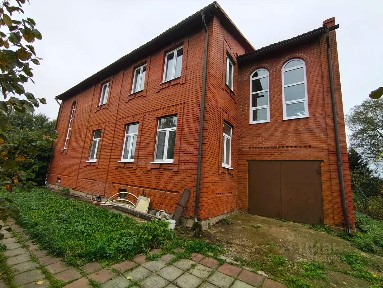 Продается 2-этажный дом, 525 м²